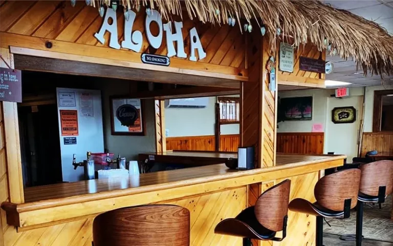 Pirates Cove Pub & Grill